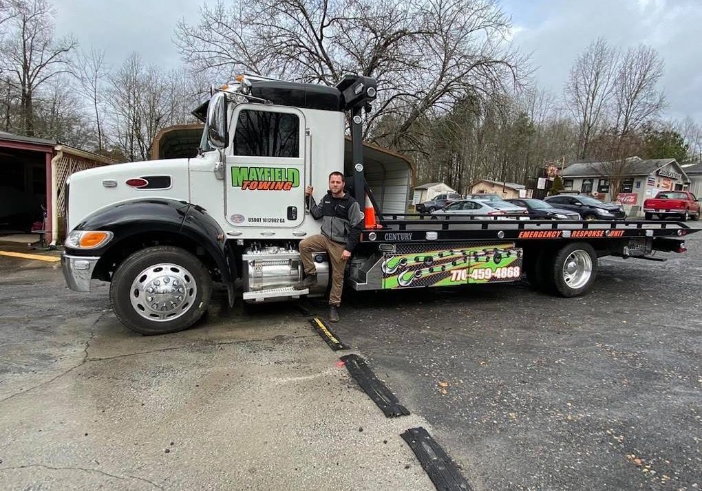 Mayfield Wrecker Service (3) Mayfield Wrecker Service (3)